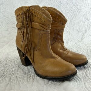 Naughty Monkey tan ankle booties heels cowboy boots women’s size 9